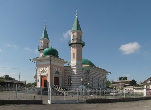 Двухминаретная соборная мечеть города Семей