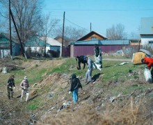 Семейчане продолжают поддерживать акцию «Таза Қазақстан»