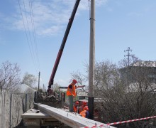 На массивах Мурат и Бобровка началось строительство электросетей