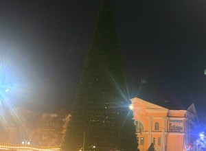 Церемония зажжения главной ёлки в Семее перенесена на 25 декабря