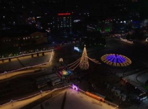 В Семее торжественно зажгли главную елку