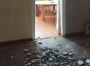 Потолок обвалился в одной из школ Семея