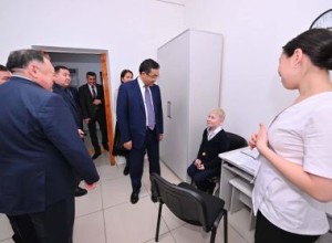 Глава региона поздравил учащихся специализированной школы-интерната с Новым годом