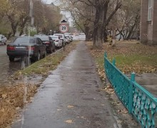 Водосток на тротуар