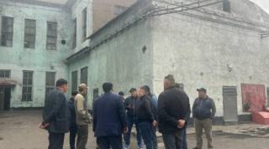 Аким Семея Нурбол Нурсагатов провел выездное совещание по подготовке к следующему отопительному сезону
