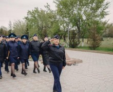 В Семее прошел гарнизонный развод комплексных сил полиции