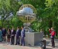 Памятник к 100 летию метрологии в РК