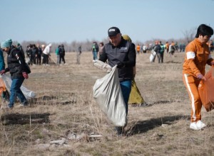В Семее прошел общегородской субботник  