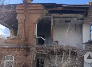 По документам здание отсутствует: ответственных за старинный особняк не могут найти в Семее